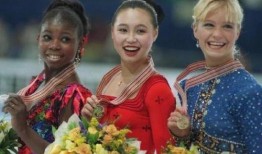 摆烂吃瓜娱乐圈文,吃瓜群众围观明星“躺平”记